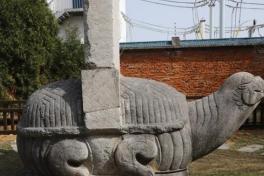 蚌埠汤和墓，这地方有点邪门。为什么说这里“邪门”？你看看当年那些陪葬明孝陵的开