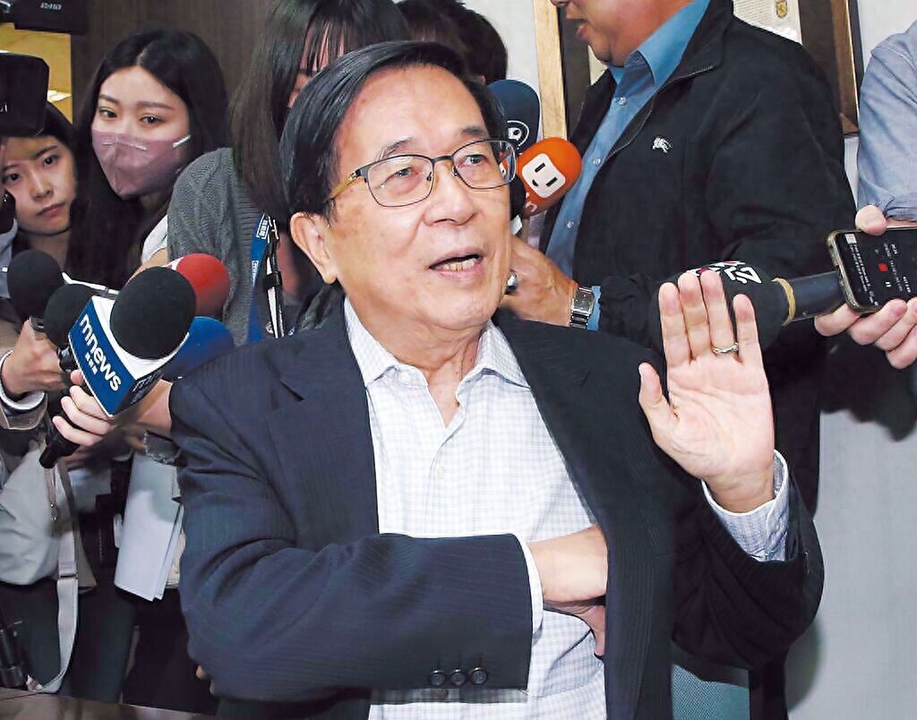 台湾青年联合会理事长何溢诚发文写道：一旦大陆决定对台采取军事行动，恐怕在解放军