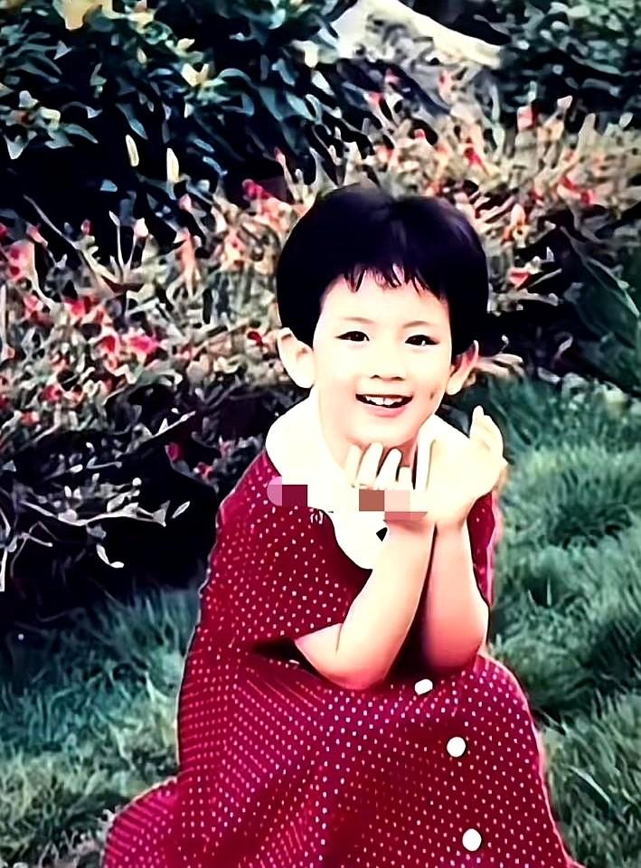 本来是冲着梅婷、田雨去看央视这新剧的。结果万万没想到，直接被演大女儿的陈昊宇