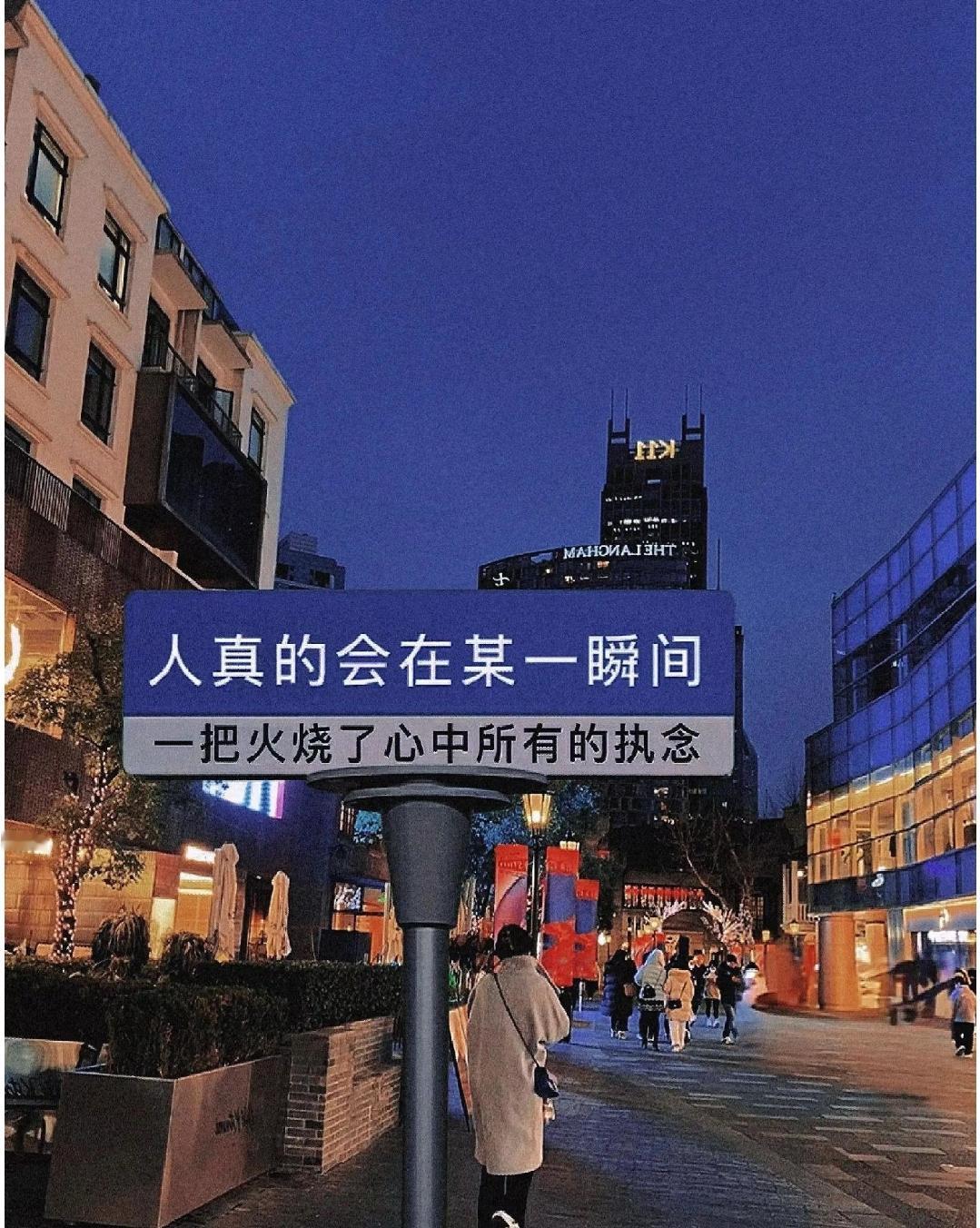 一位丈夫得艾滋10年，对着枕边人愣是一字没提。天天吃的抗病药，骗妻子说是