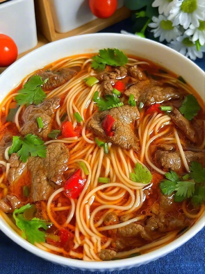 我妈做的这个家常牛肉面真的是一绝！巨好吃！我的宝藏食谱