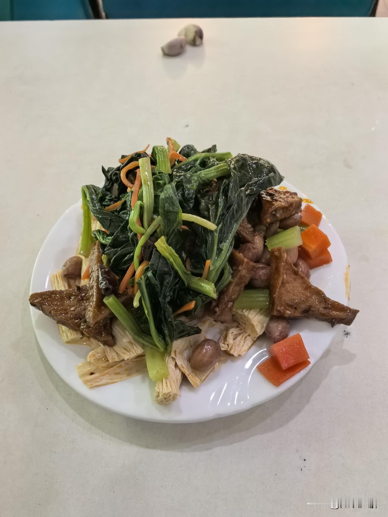 吃一下郑州老馆子，八一八烩面