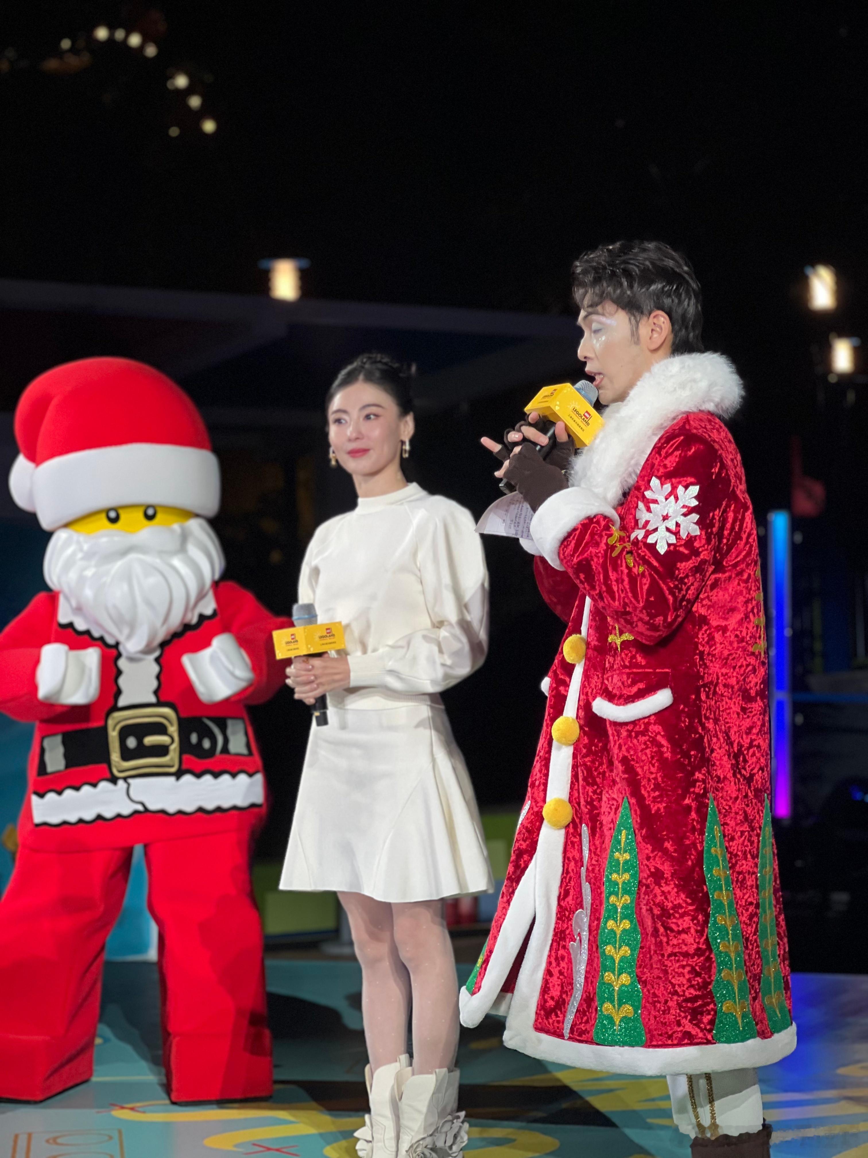 谁懂啊，这是张柏芝啊！看着现场那些带娃追星的同龄人，真的泪目了。不禁思索：时光赋