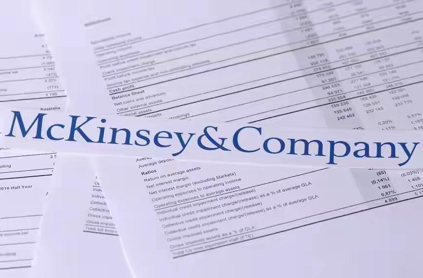 李迅雷一句“AI好戏还在后面”，吓得我赶紧翻了翻银行卡余额：原来被时代抛下的，从