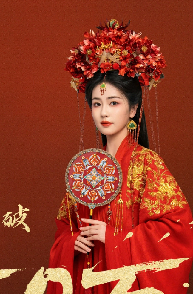 白鹿的《临江仙》是于正亲自操刀的