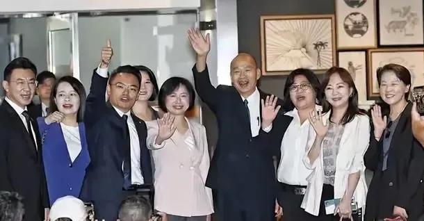 【热点评述】韩国瑜窜访日本，有极坏的影响，国民党一些骨子里谋独新型分裂分子，已经