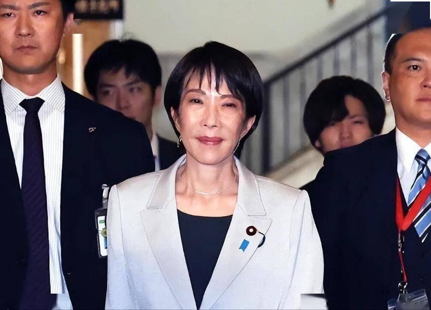 高市早苗闯大祸了！ 2026年7月22日，高市早苗终于向众议院预算委员会提交
