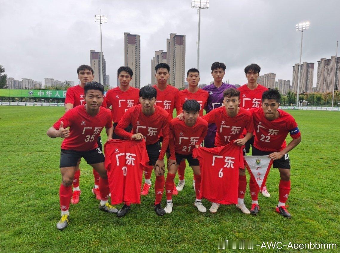 这阵容熟悉不那年的全运会有在现场的么？广东足球全运会