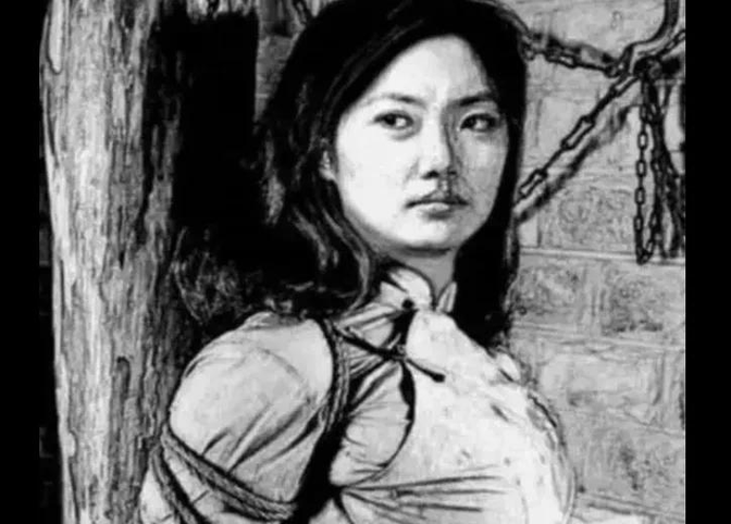1942年，日军在清苑县逮捕了一名女八路军，对她严刑拷打，她熬不住疼地大喊：“我