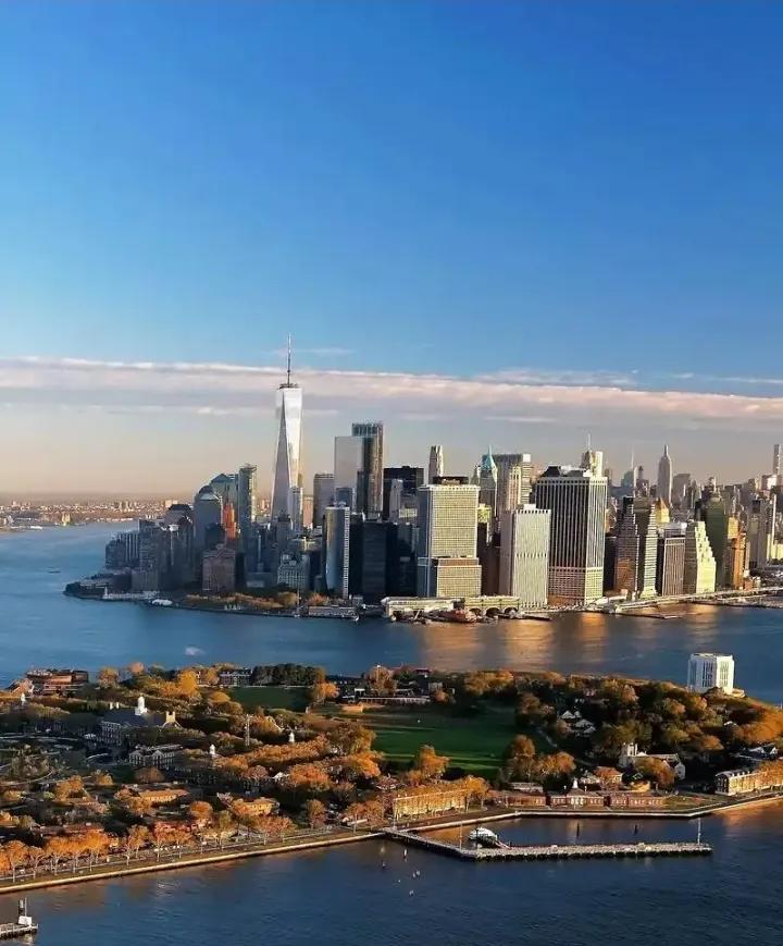 金杯赛：沙特-美国这可能是今晚最没悬念的一场比赛，美国队曾在美洲杯上出现过拿到