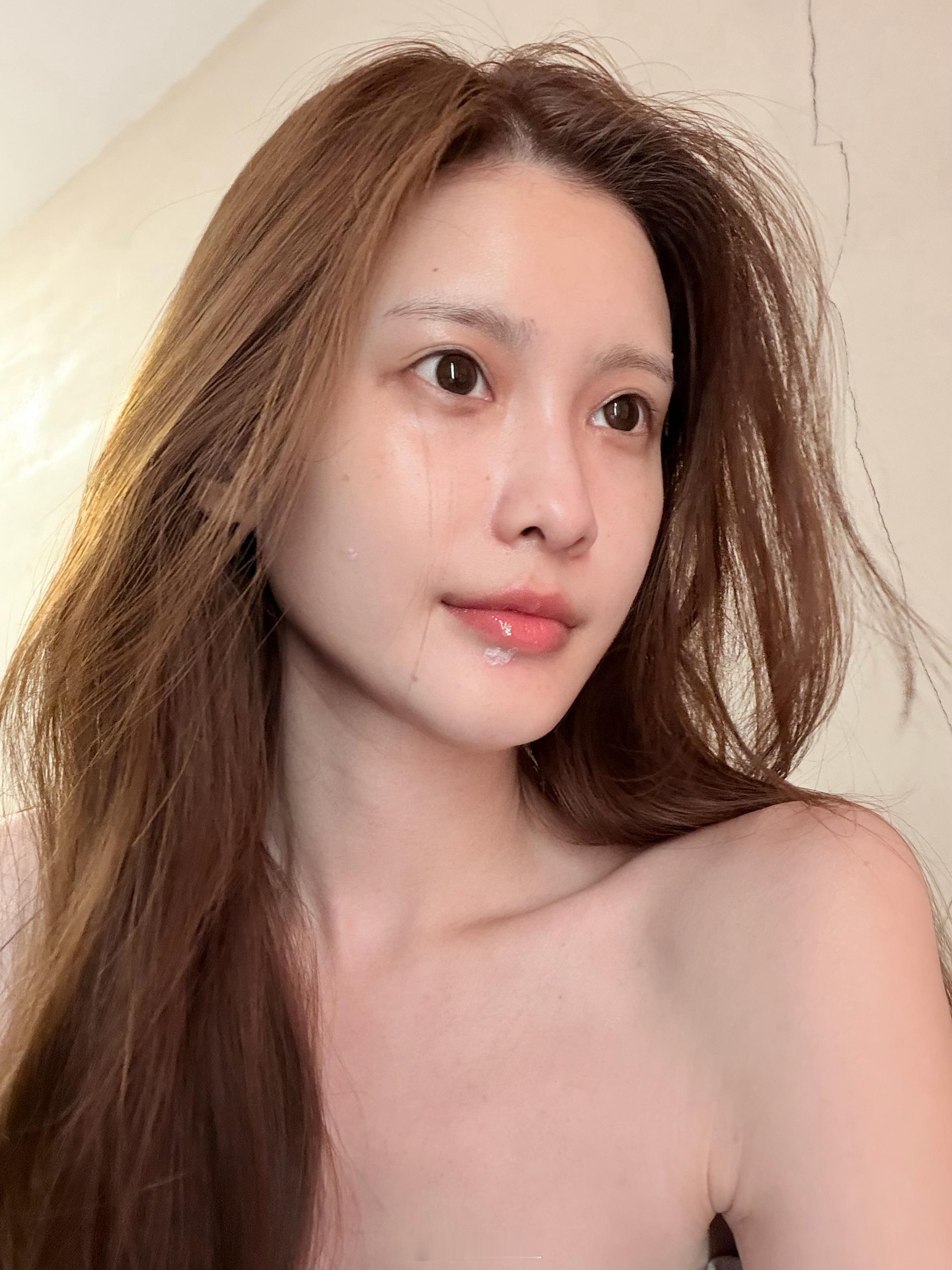 周末做完脸饿到晕厥自己去吃了个饭急头白脸一顿点又点多了赶紧喊ad来救我
