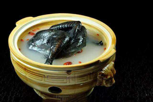 冬天女人常吃这些食物, 能益气补血, 光彩照人!