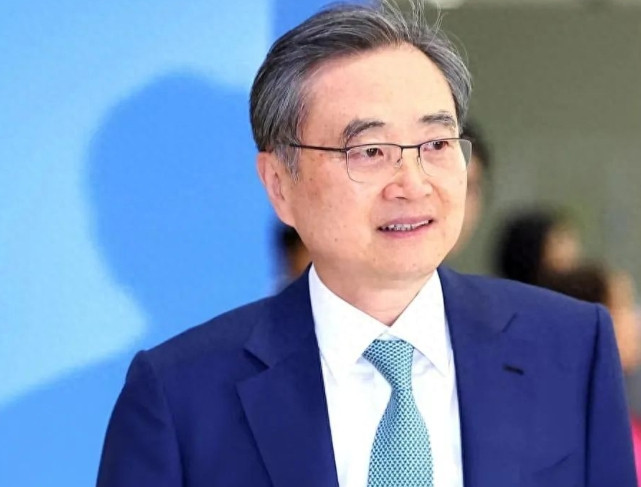 情况有变，普京签下总统令，阿拉斯加出现北约军队，美国设下圈套 阿拉斯加的极昼