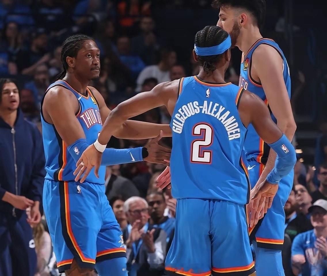 shams:雷霆老板克雷.本内特准备以60亿美元的估价出售雷霆队北京时间1月4日