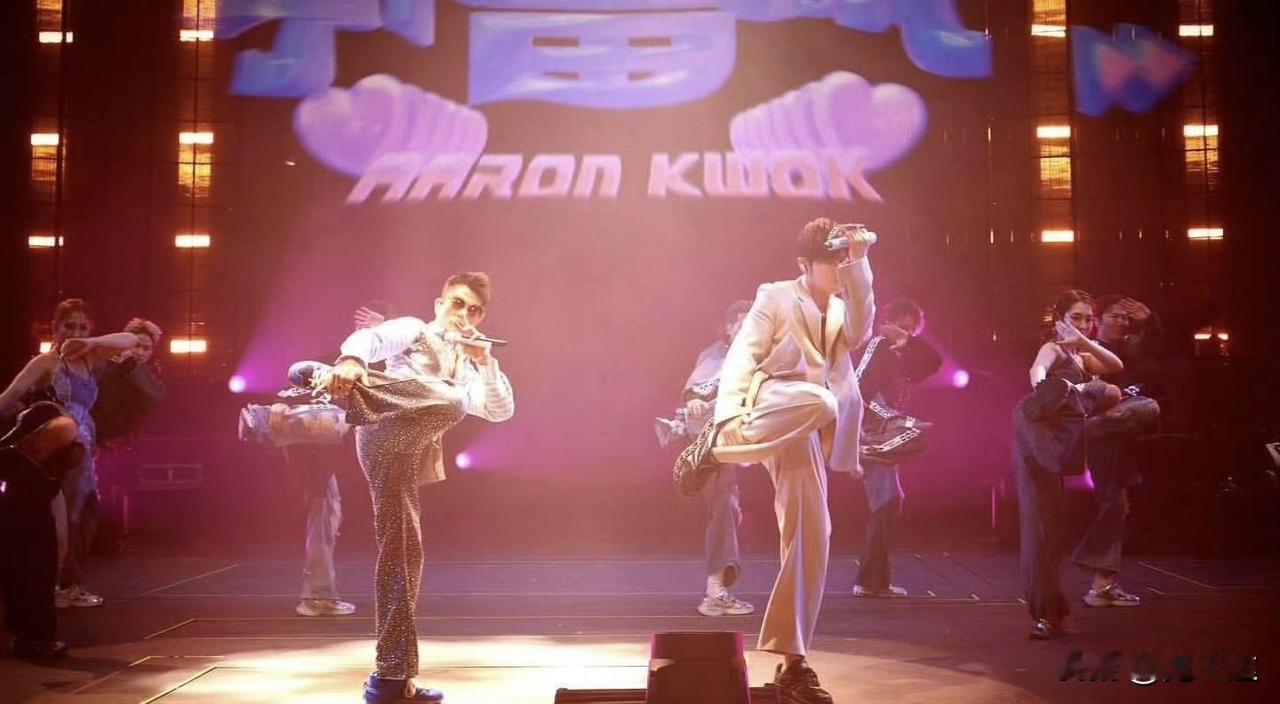 你们有没有发觉，郭富城有个“习惯”，大概永远都改不掉了，那就是痴迷跳舞。