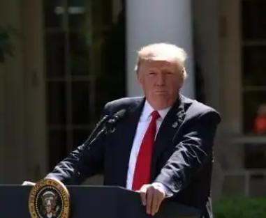 特朗普曾警告全世界：你们可以不喜欢中国，甚至你们也可以不尊重中国，但是你们不得不