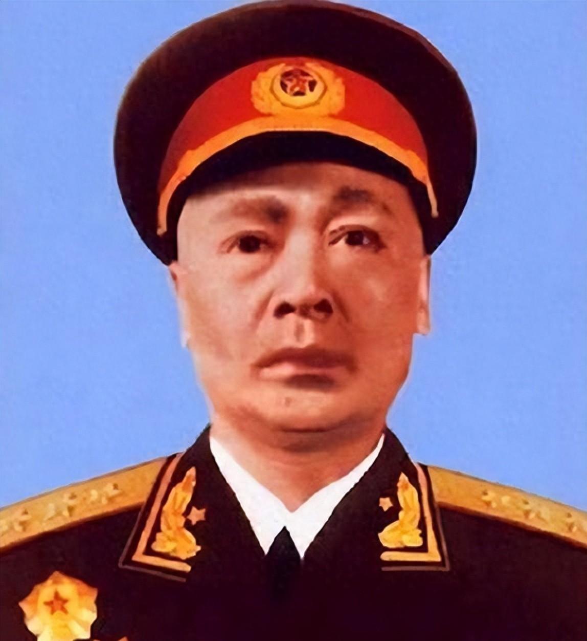 曾在红四方面军中风光无限的“四号人物”周纯全，后来为何突然从历史舞台上悄然消失？