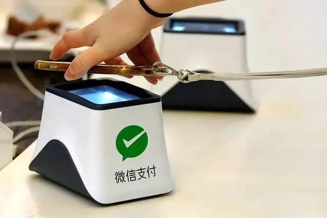 12月起, 建议“多备现金”! 这5个原因太现实, 说出背后真相