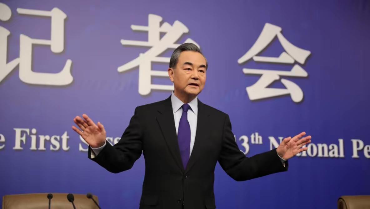 王毅外长发出统一最强音，向全世界通报两件事，中国再也不避讳了！​​解放军“正