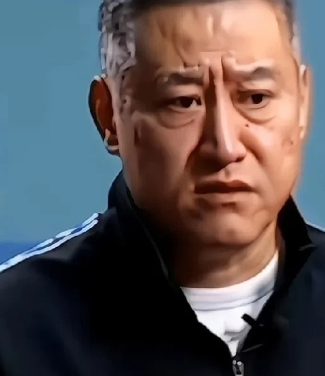 王楚钦到底是个什么样的人？看完身边人的评价我直接破防了！  北京队教练张雷那
