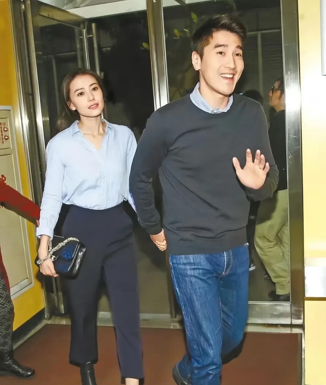 嗑到了！赵又廷牵高圆圆手甜到齁，这恩爱秀得太上头！救命！谁懂啊！赵又廷牵
