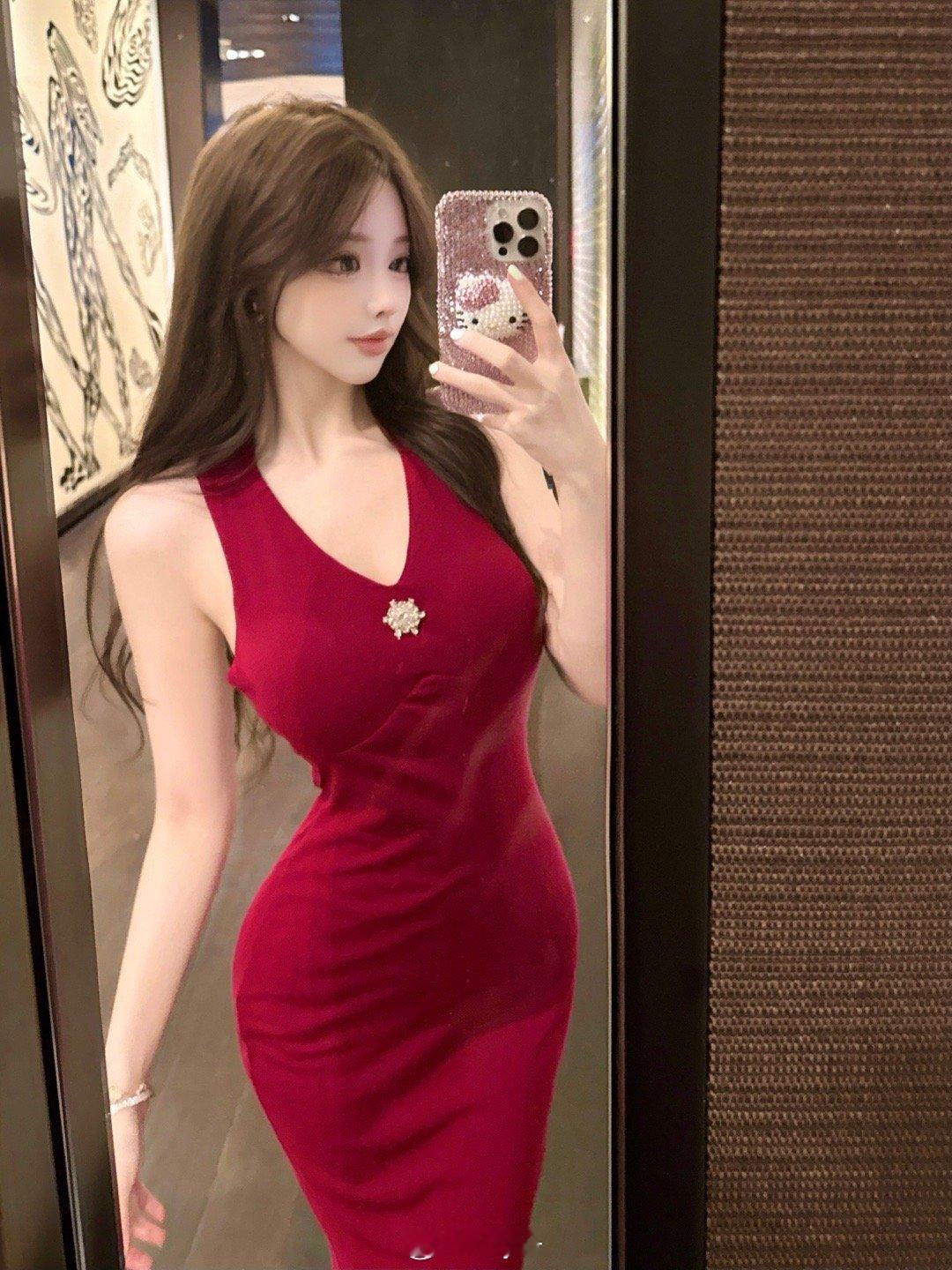 四月是水色那五月该是RED​​​