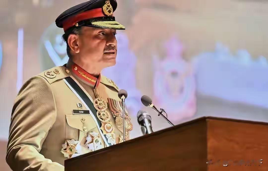 巴基斯坦三军总司令最高指示，一场中国式军改刻不容缓巴三军总司令穆尼尔下硬令，