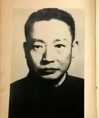 1932年，沈醉察觉同僚胡继业暗中通敌，立刻向戴笠汇报。戴笠下令处决，沈醉领命后