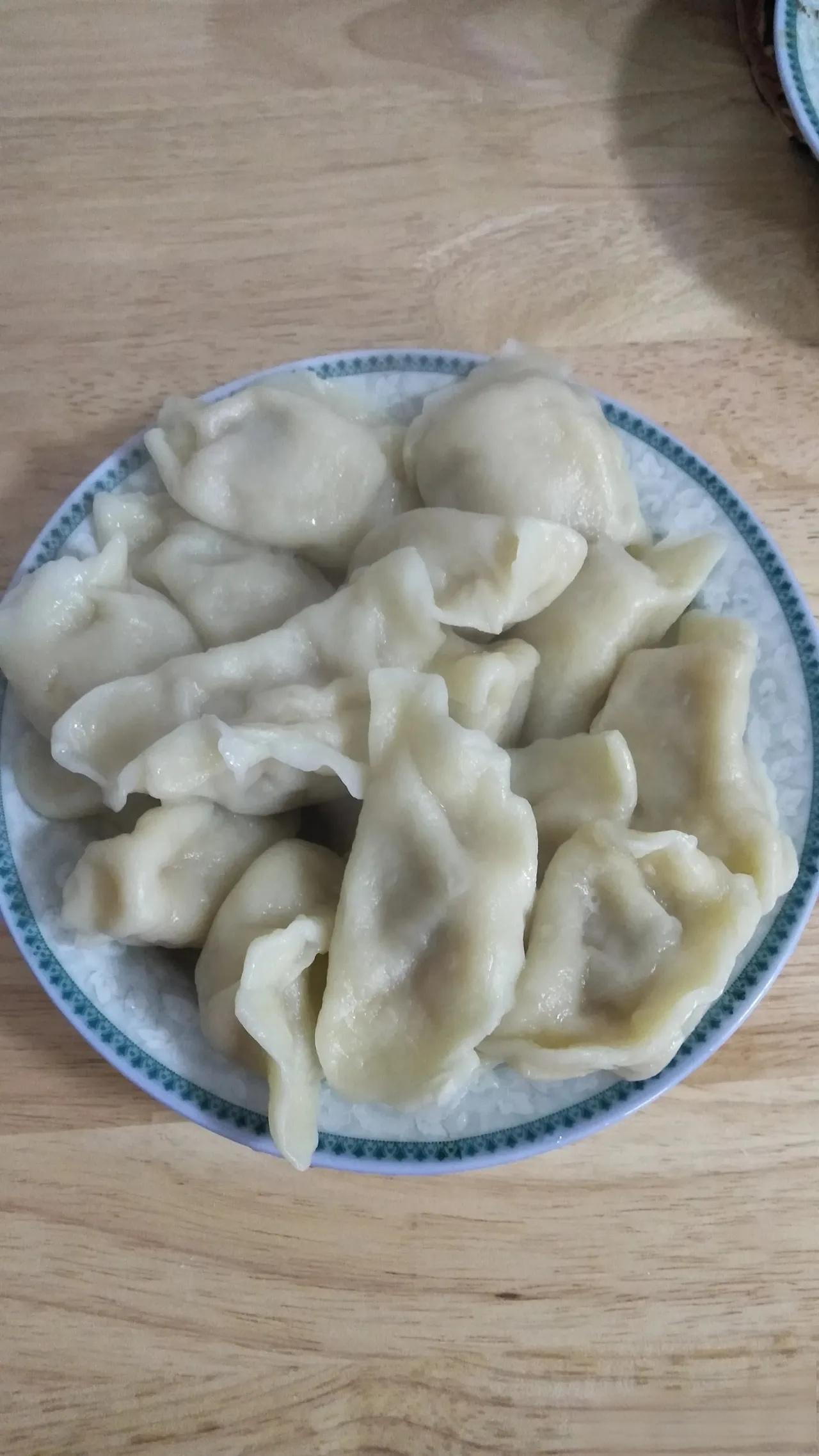 这么“精贵”的玻璃心保姆你们遇到过吗？还有必要留吗？雇主家中午就两人吃饭，