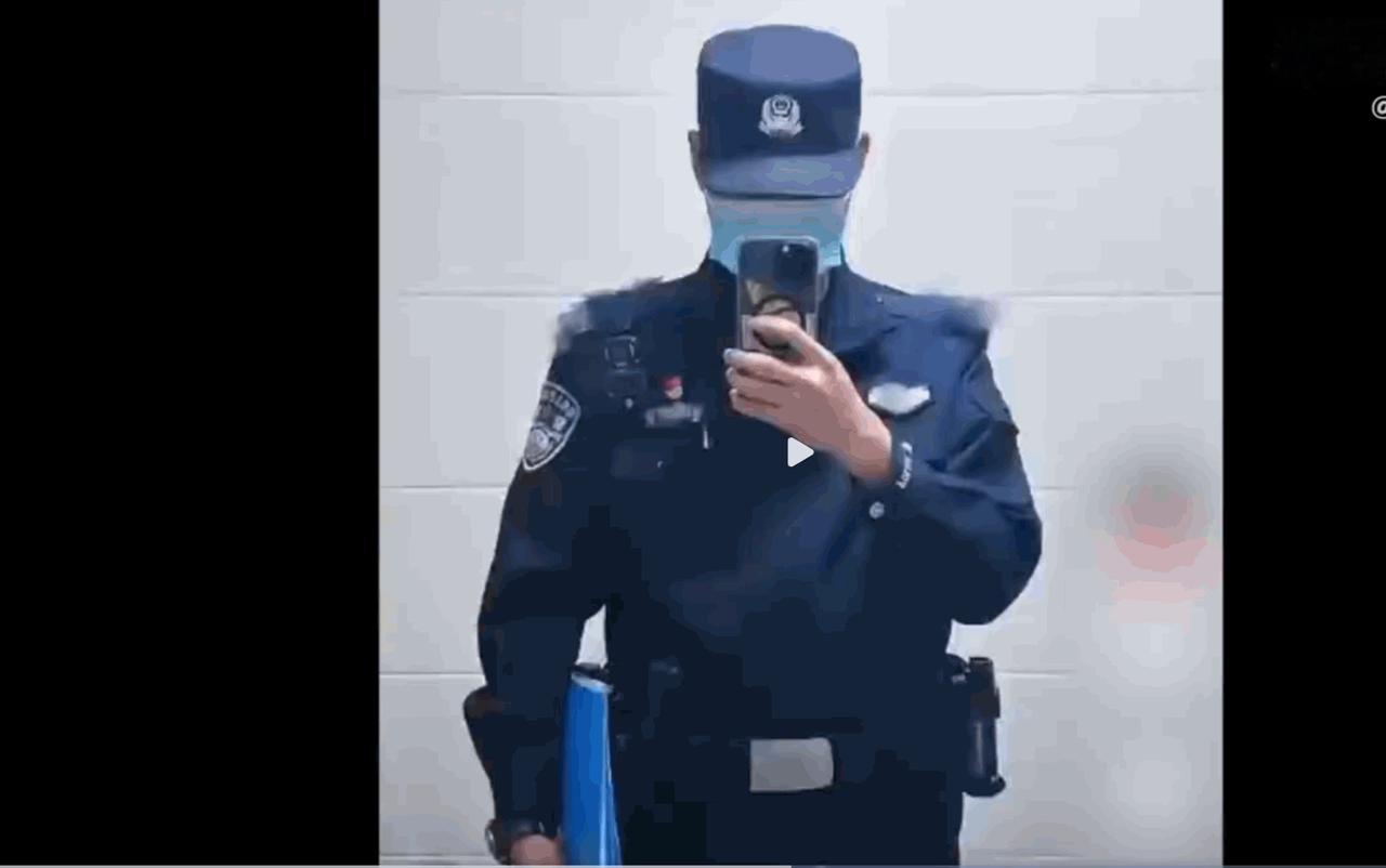 建议严惩！6月15日，山西太原一个在网上拥有众多粉丝的“网红警察”，穿着一身帅气