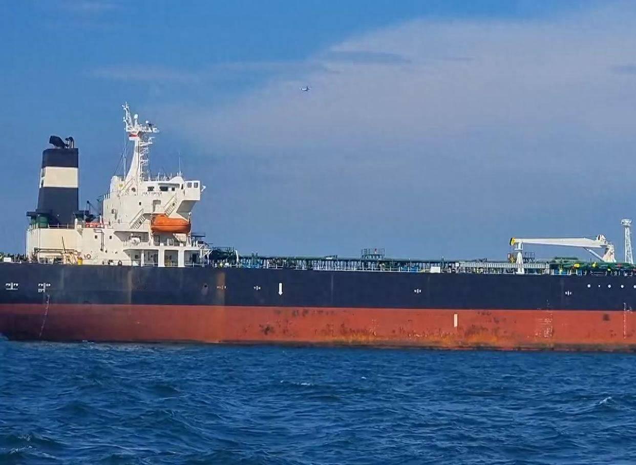 这就是战败的代价，美国一天收到，委内瑞拉40亿美元石油：油轮舰队源源不断运输石油