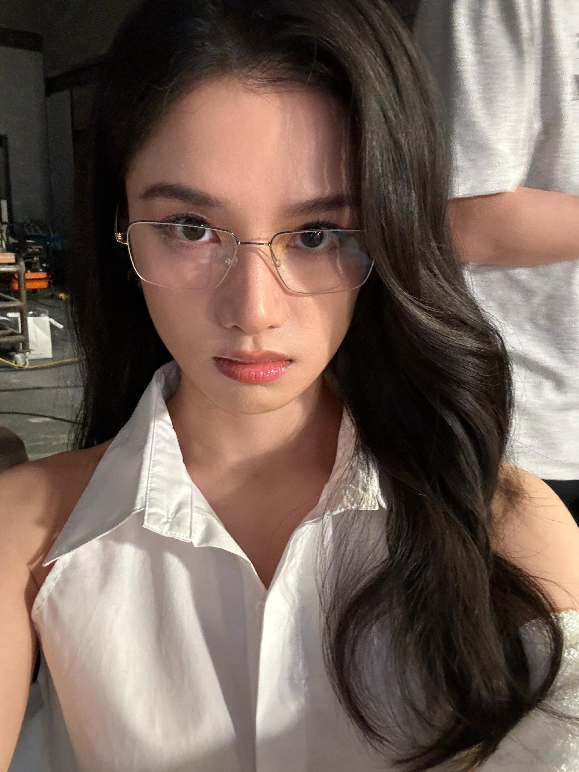 张婧仪你很麻辣女教师辣[爱心][爱心][爱心]​​​