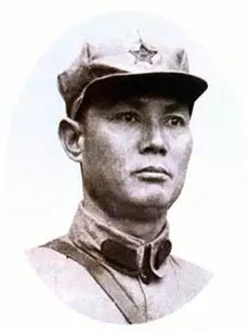 叶剑英元帅的身体素质非常棒，他在中央苏区当红军学校校长的时候，虽然已经30多岁了
