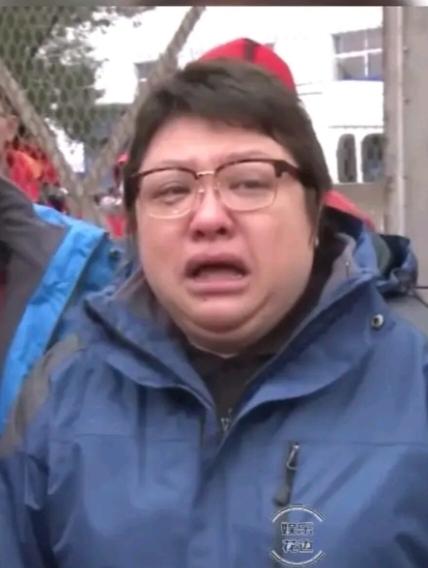韩红挺失败的，公益基金会成立十几年了，也就是她说的做慈善十几年了，捐出的款十亿了
