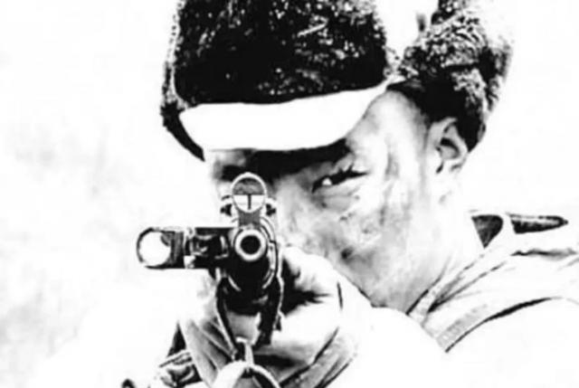 1952年，一个战士用274颗子弹，杀了71个敌人，没想到，将军听说后大喜：“只