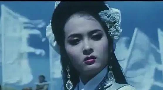公元985年，大辽萧太后下令处死大将韩徳让。不久后，辽国皇族耶律虎古举兵造反时，