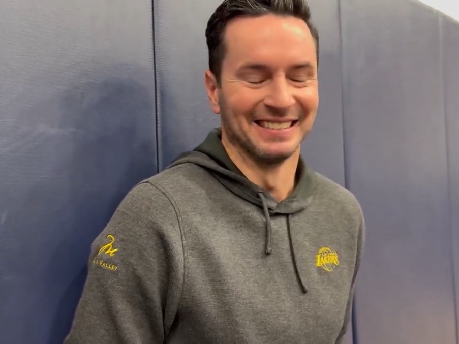 雷迪克采访谈到里夫斯的伤情时表示：“他的第二次核磁共振检查是在今天进行的。再次声