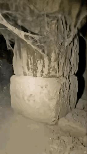 做生意失败，欠了一屁股债，每天啥也不想，就想着怎么能弄到钱还账？昨晚想着想着睡着