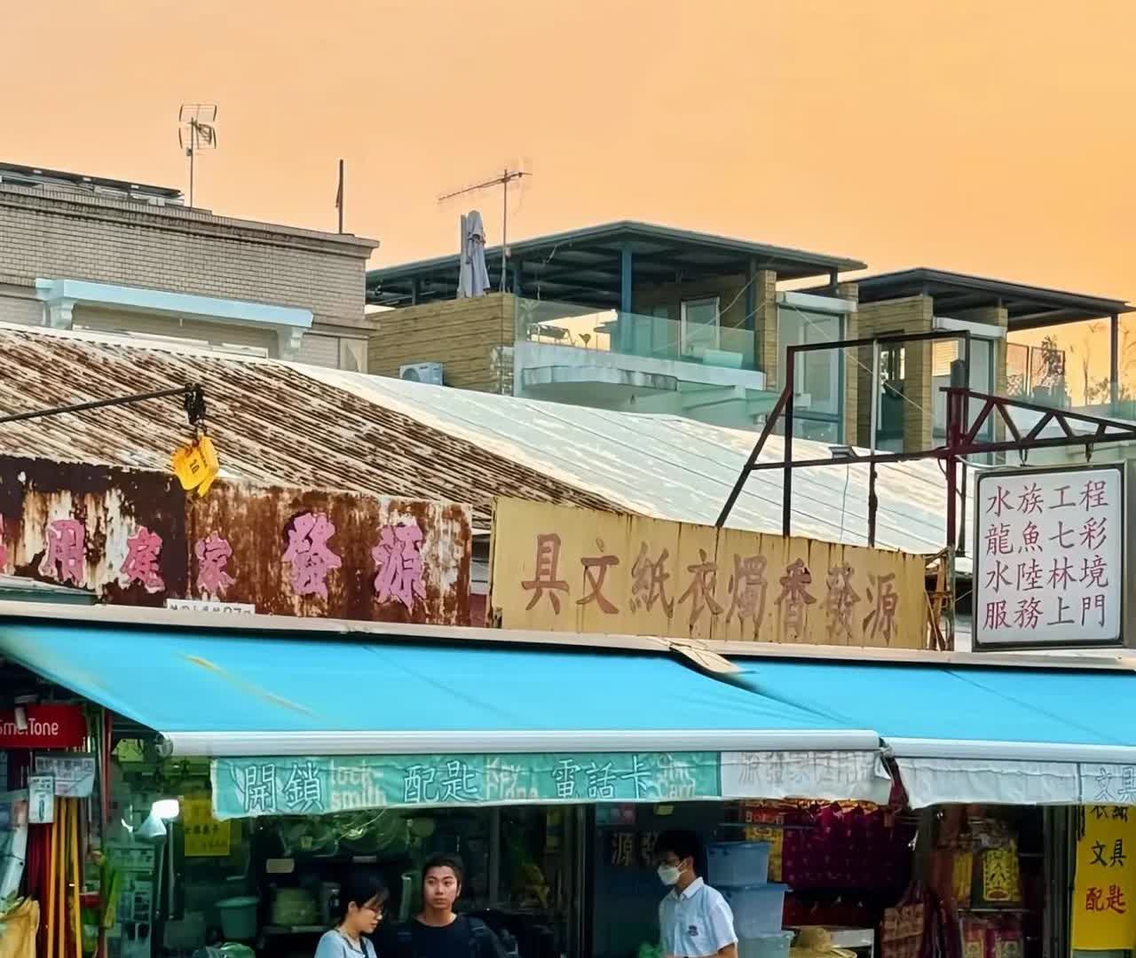最近网上关于河南“史上最严禁酒令”传得沸沸扬扬，说公职人员24小时禁酒。5
