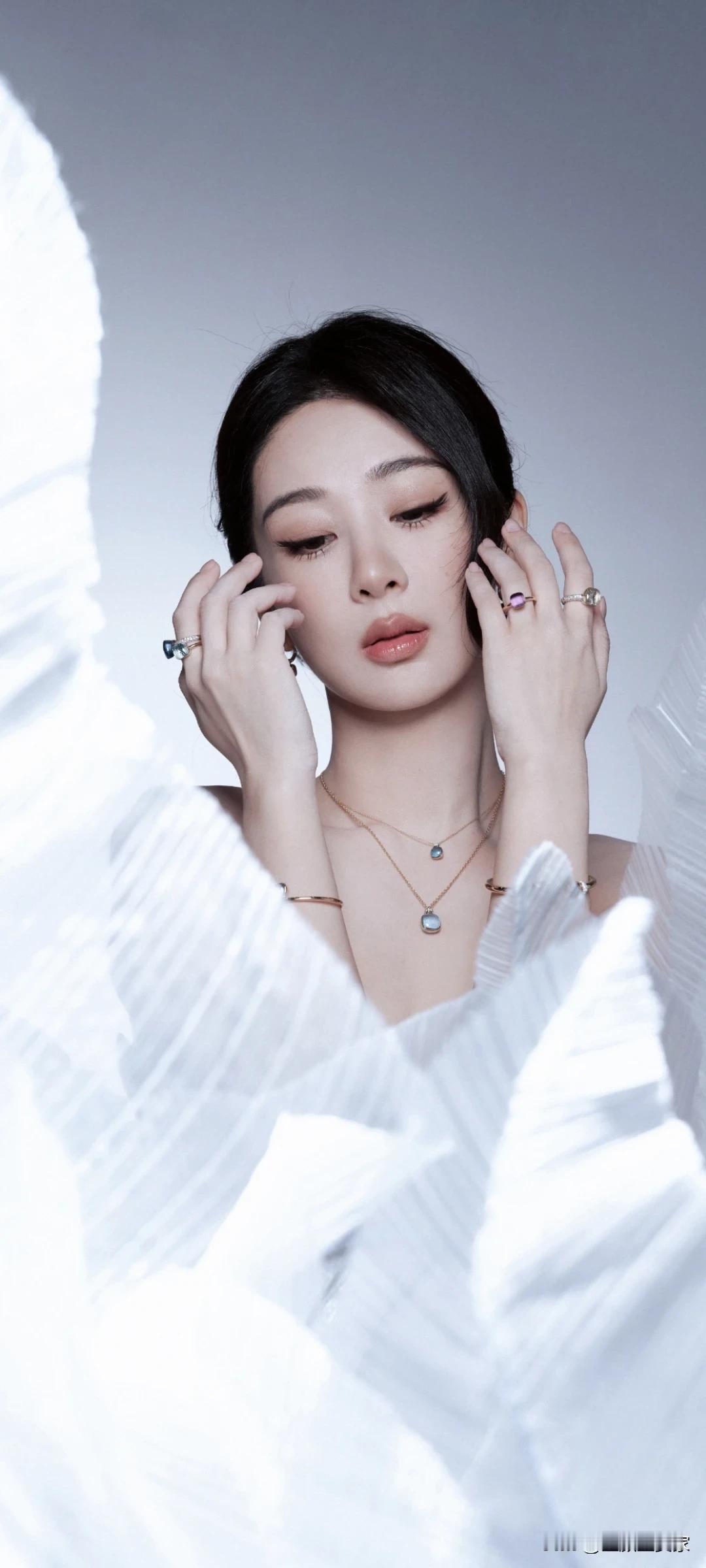 杨紫壁纸～温柔优雅，仙女气质满分💖
