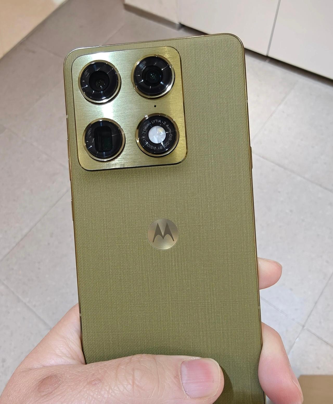 联想motoX70AirPro上手,5点感受我直说🍋联想也跟三星S2