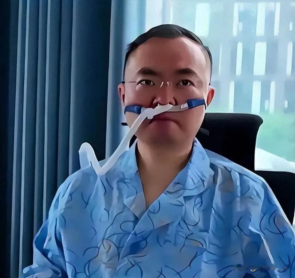 查了下蔡磊，他真的太可怜了，坚持抗击疾病6年有余了，他说自己只剩3-5年。