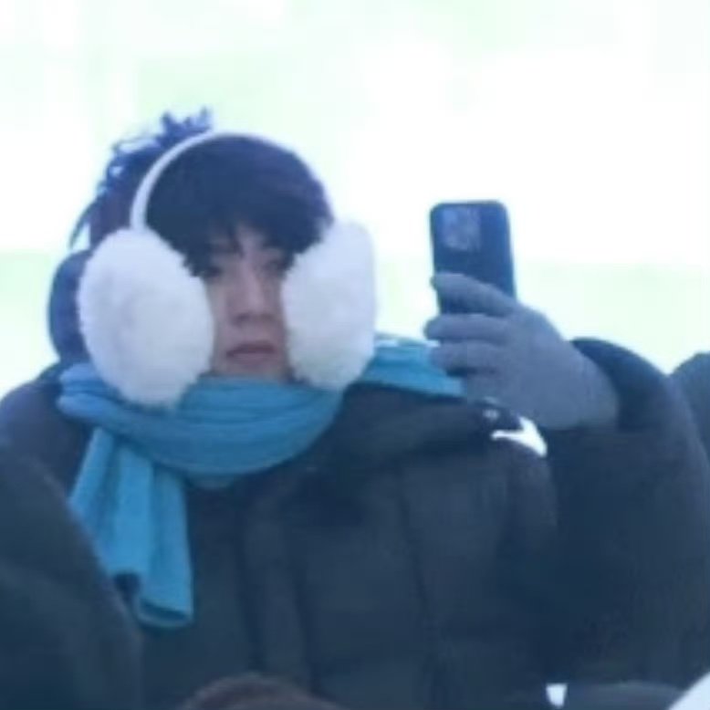 给刘耀文吹成潦草小狗了刘耀文毛绒耳包刘耀文毛绒耳包真的好可爱啊