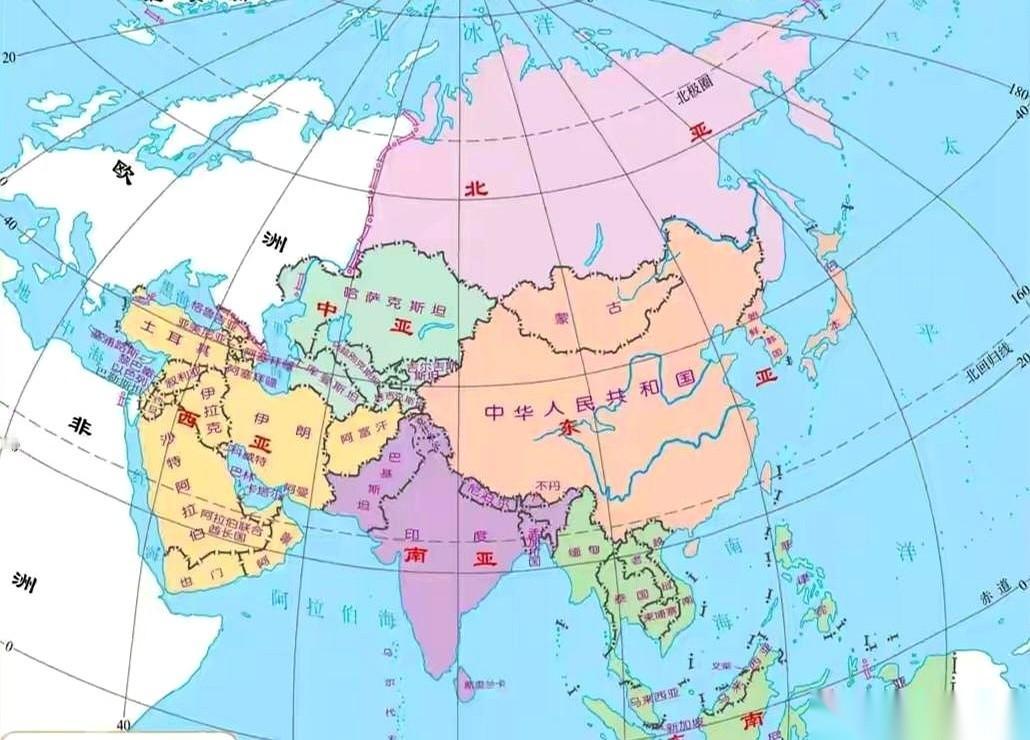 12天,10万铁骑,直接冲到了欧洲。我刚知道这事儿的时候,脑子里嗡的一下。这