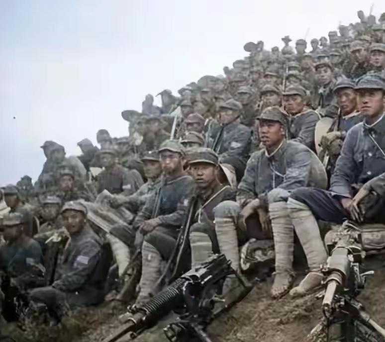 1939年冀中，一支超编3600人的主力团，被日军重兵团团围困，命悬一线，他们拆