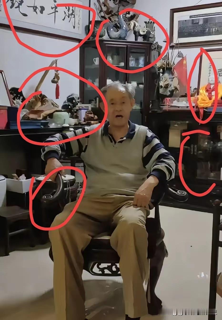 刚刚看到结果，这下子好了，徐湖平家里这些宝贝可能没人管了，接下来他的“龙椅”可