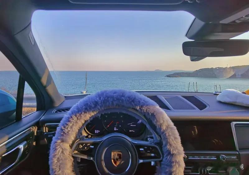 青岛保时捷女销售2025年再夺销冠青岛保时捷女销售牟倩文太牛了！2025年12