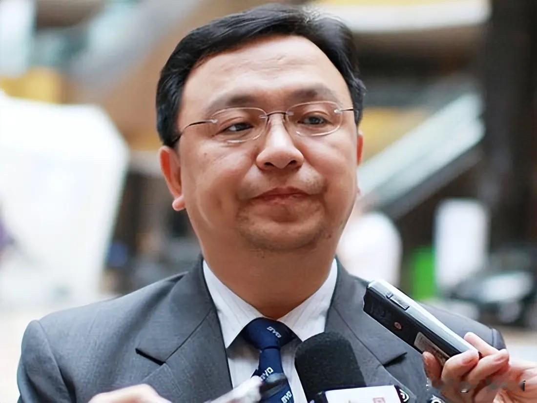 差90万辆！比亚迪今年的销售目标还能完成吗？比亚迪年销售目标定的是460万辆