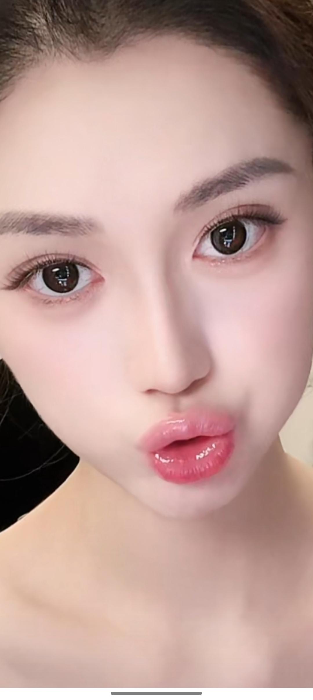 这双眼睛好有神啊！