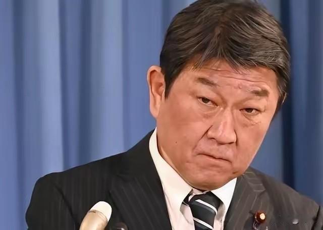 日本外务大臣茂木的一句话，把舆论场瞬间点燃，他公开表示，日本已经放弃对台湾的一切
